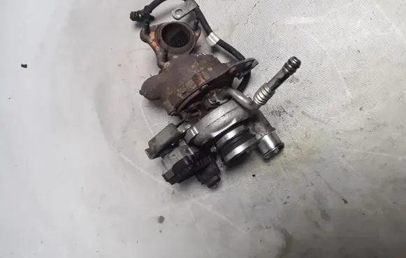 Ford Focus Turbo 7G9Q6K682BC