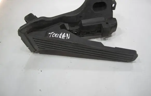 Volkswagen Touran I Accelerator throttle pedal 1T2721503G 6PV00874600 1J2721503C