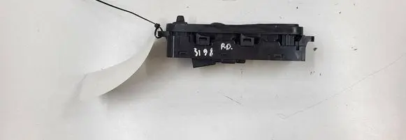 Volvo S60 Electric window control switch 31343102