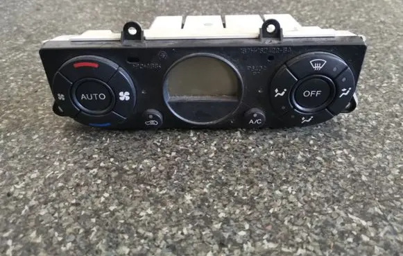 Ford Mondeo Mk III Climate control unit 1S7H18C612BB