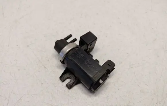 Valve vacuum
