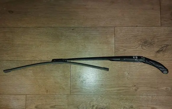 Audi A6 S6 C6 4F Windshield/front glass wiper blade 