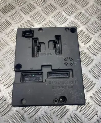 Renault Laguna I Fuse module 7703297929