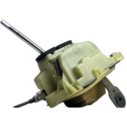 Mercedes-Benz C W203 Gear shifter/selector A2032675524
