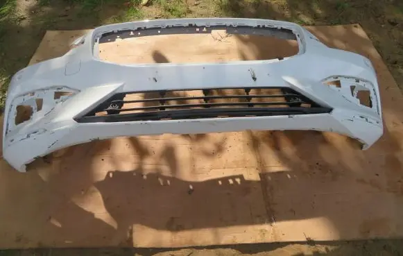 Volvo V60 Front bumper 31690589