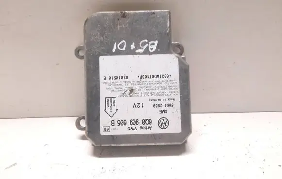 Volkswagen PASSAT B5.5 Airbag control unit/module 6Q0909605B