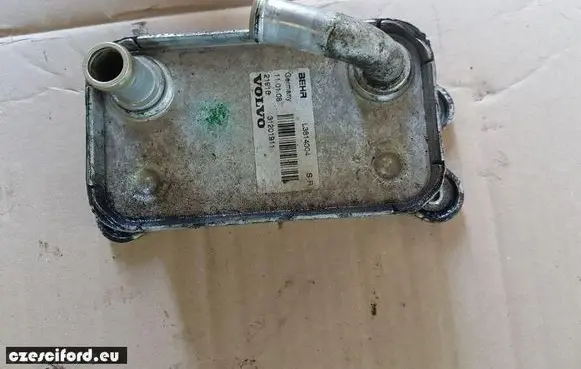 Volvo S80 Engine oil radiator 