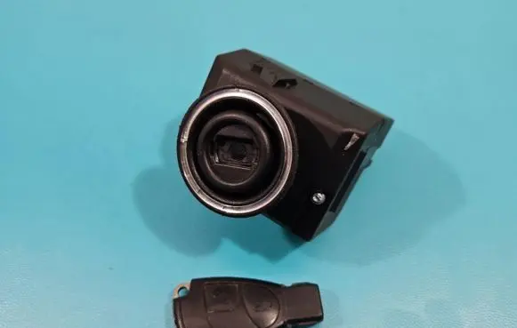 Mercedes-Benz A W169 Ignition lock 1695451508 IMPRK1387668