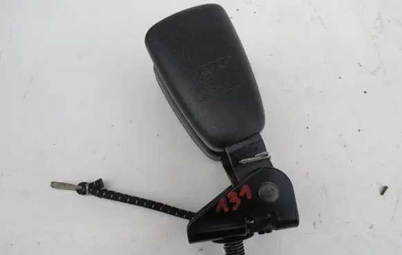 Volvo XC70 Front seatbelt buckle 738704 216163