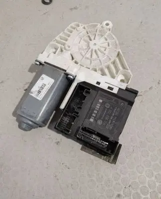 Volkswagen PASSAT B6 Front door window regulator motor 1K0959793H F005S00201 HW024SW24