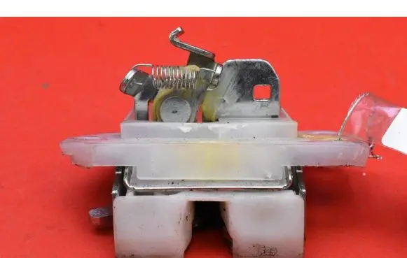 Suzuki Alto Tailgate/trunk/boot lock/catch/latch