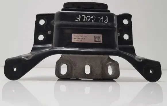 Volkswagen Golf VII Engine mount bracket 5Q0199555R