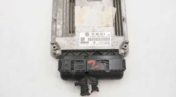 Volkswagen Golf Plus Engine control unit/module 03C906032R 0261201769