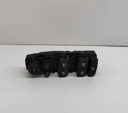 BMW X3 G01 Electric window control switch 6832729