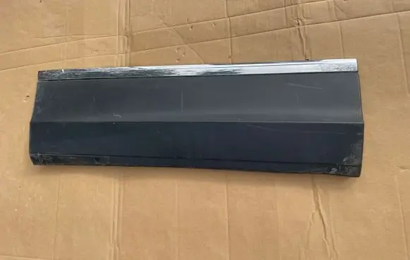 Seat Tarraco Rear door trim (molding)