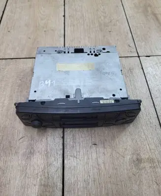 Mercedes-Benz C W203 Radio/CD/DVD/GPS head unit A2038201586