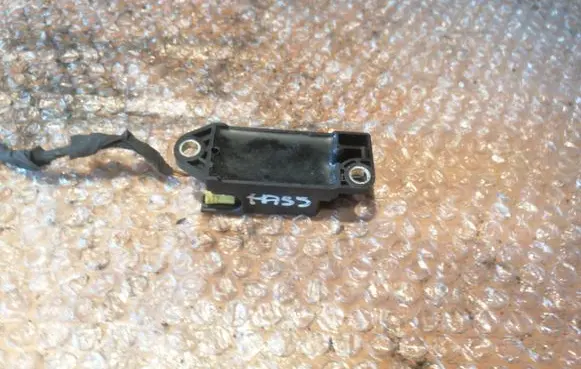 Volkswagen PASSAT B5 Airbag deployment crash/impact sensor 35980205 5WK41910