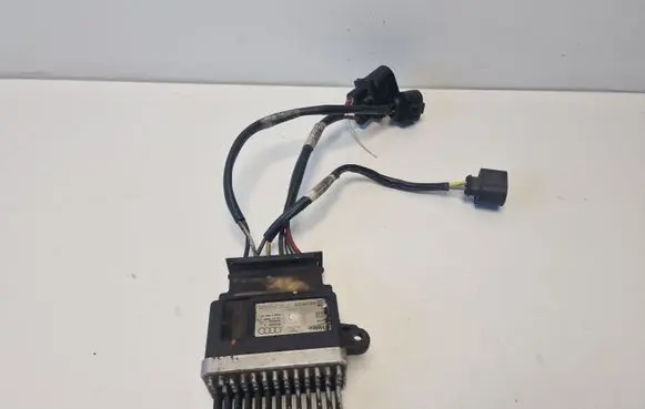 Audi A4 S4 B8 8K Coolant fan relay 8K0959501C