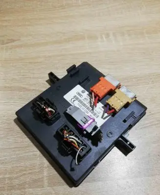 Audi A6 S6 C6 4F Comfort/convenience module 4f0907279 f005v00384