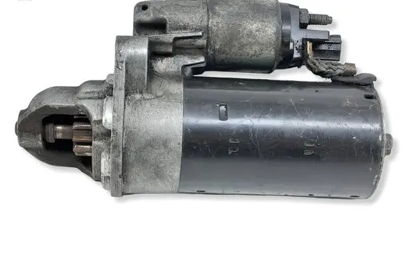 Audi A6 S6 C6 4F Starter motor 0001109258