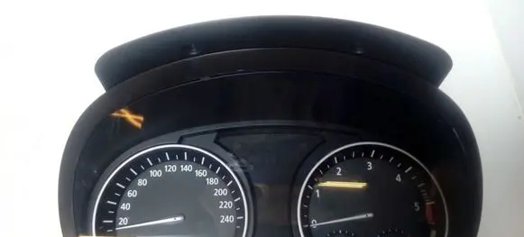 BMW X3 E83 Speedometer (instrument cluster) 341611302 102464032