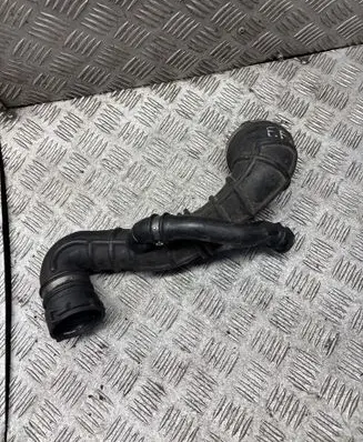 Ford Focus Air intake hose/pipe 98AB9R504CE