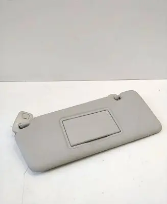Renault Clio IV Sun visor