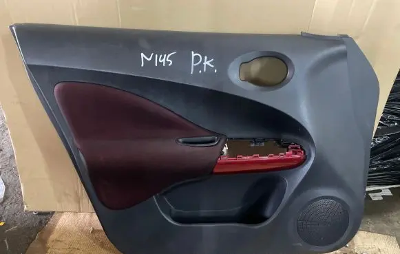 Nissan Juke I F15 Front door card panel trim 809111KB0A