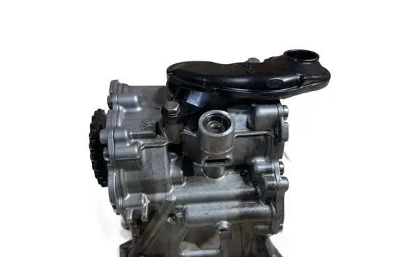 BMW 7 G11 G12 Oil pump 8570595 03681604422936 036816044229