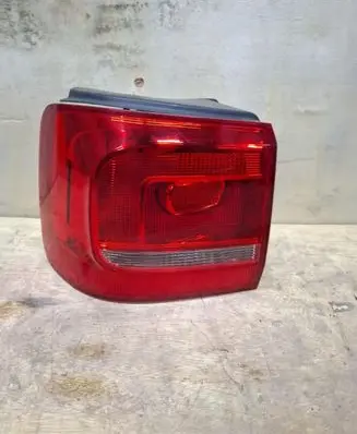 Volkswagen Touran II Rear/tail lights 1T0945085R