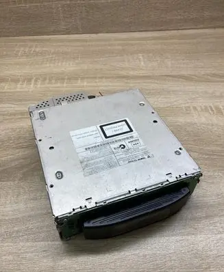 BMW 5 E60 E61 CD/DVD changer 9131850