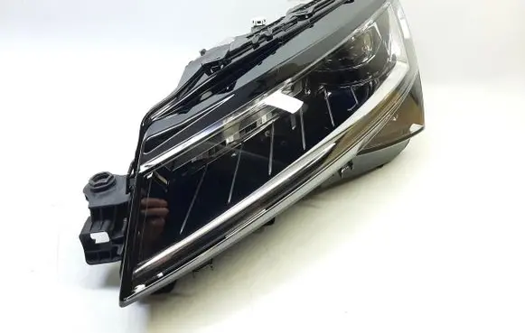 Skoda Superb B5 (3U) Headlight/headlamp 3V2941015D