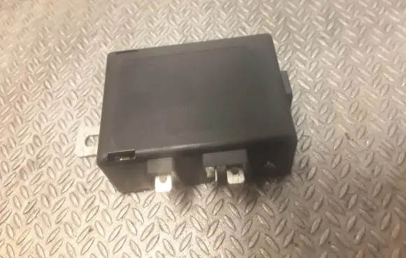 Mercedes-Benz ML W163 Aerial antenna amplifier 1638200289