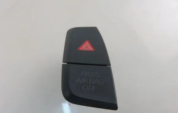 Audi A5 8T 8F Hazard light switch 8K1941509A