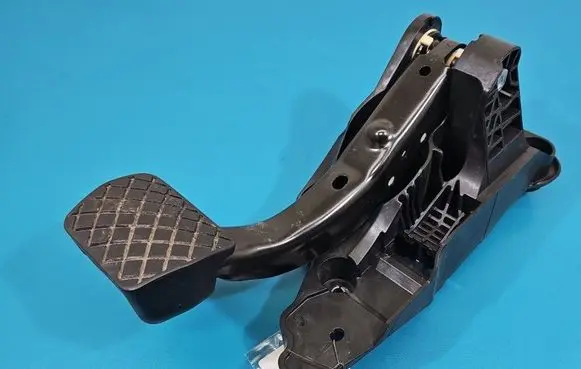 Skoda Kamiq Pedal assembly 2Q1723058F IMPRK1553691