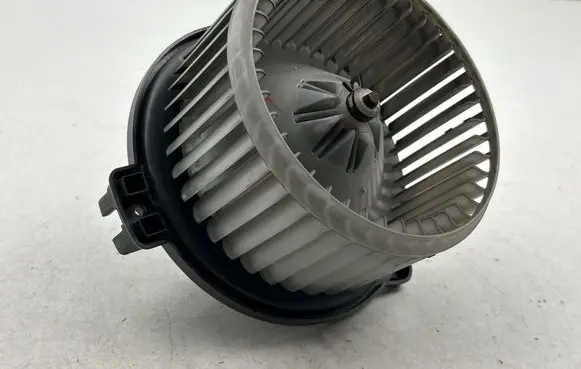 Heater fan/blower