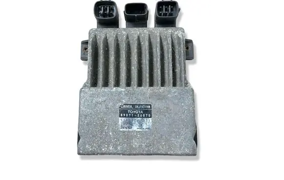 Toyota Corolla Verso E121 Fuel injection control unit/module 1310001371 8987120070