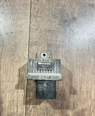 Renault Master II Glow plug pre-heat relay 9640469680 BDL712 9640469680A