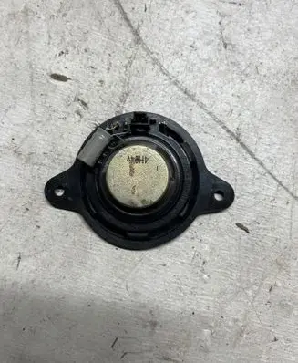 Mercedes-Benz E W211 Panel speaker A2118203002