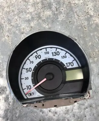 Peugeot 107 Speedometer (instrument cluster) 83800-0H021