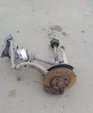 Volkswagen PASSAT B5 Front wheel hub spindle knuckle