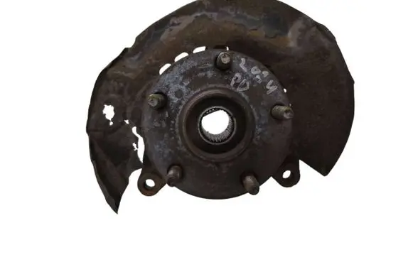 Toyota Avensis Verso Front wheel hub