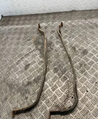 Jeep Cherokee XJ Fuel tank mounting bracket 