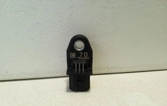 Toyota Corolla E210 E21 Airbag deployment crash/impact sensor 8983102310