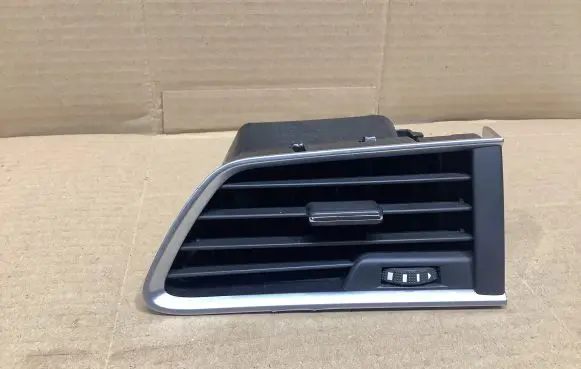 Peugeot 508 Dashboard side air vent grill/cover trim 9686445377