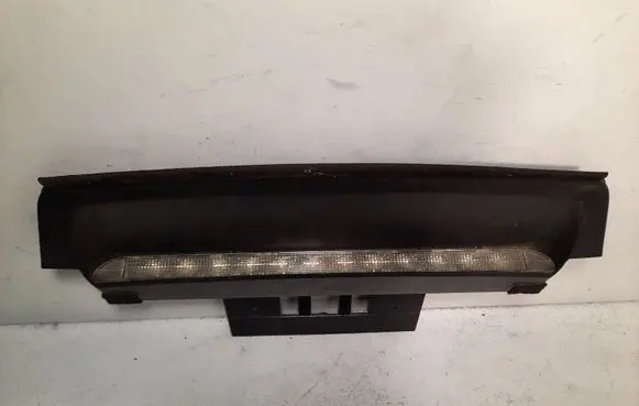 Volvo S60 Third/center stoplight 148316 30678426