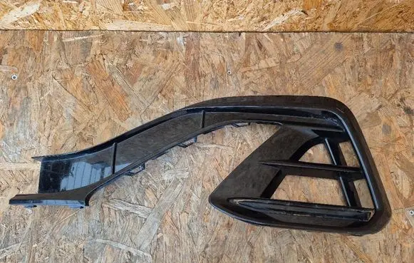 Volkswagen Arteon Front bumper lower grill 3G8853665e