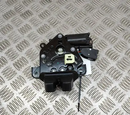 Tailgate/trunk/boot lock/catch/latch