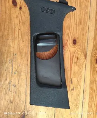 Mercedes-Benz C AMG W204 (B) pillar trim (top) A2046900325 A2048600130