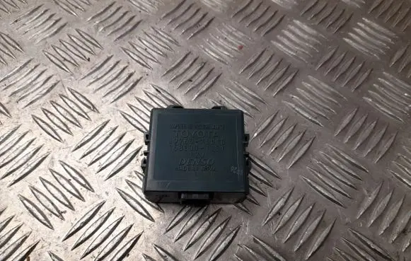 Lexus CT 200H Tire pressure control unit 8976976010